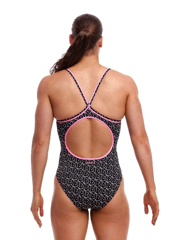 maillot-de-bain-une-piece-swim-secure-diamond-back-pour-femmes-summer-fish