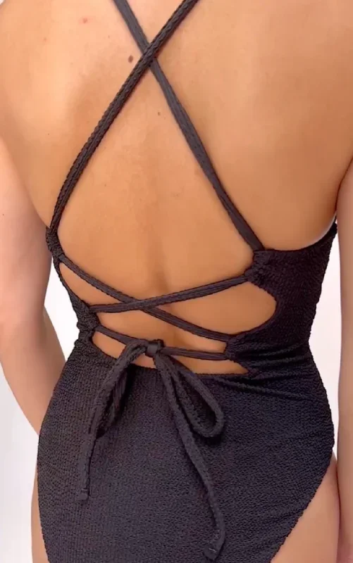 positano-one-piece-black-scrunch